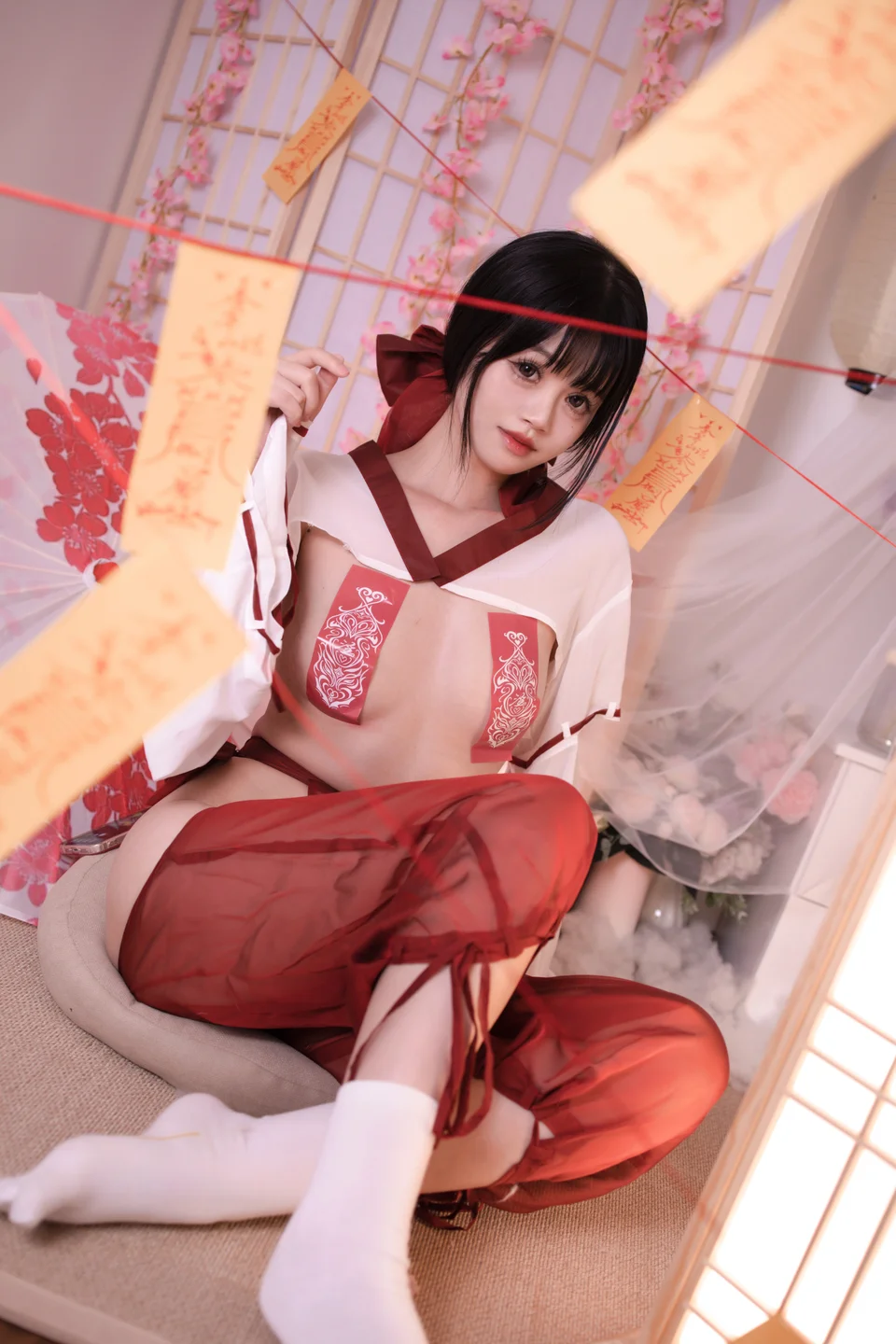 星黛鹿鹿 - No.010 祈福巫女 [56P-720MB] tg@simisebaisi 【丝足阁】007.webp